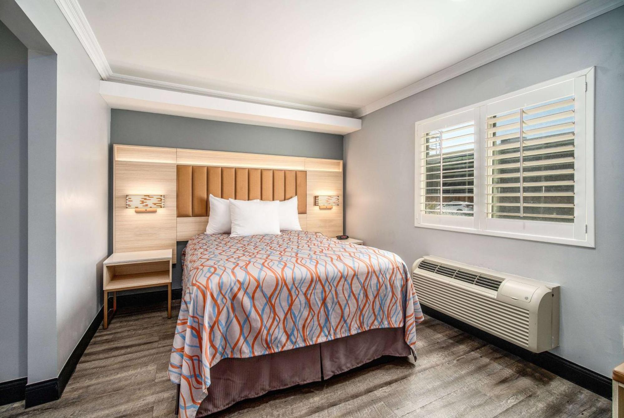 Travelodge Inn & Suites By Wyndham Bell Los Angeles Area Buitenkant foto