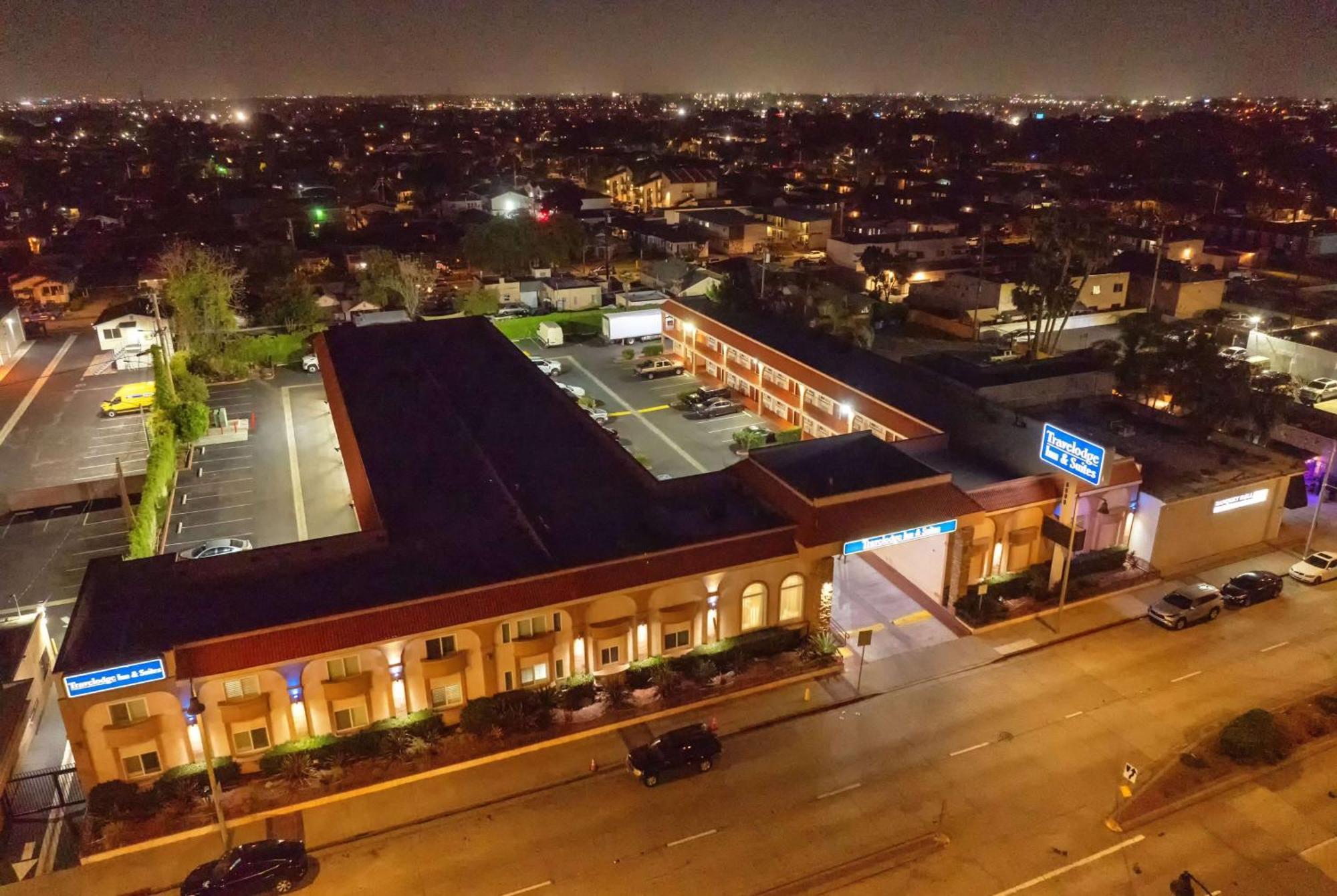 Travelodge Inn & Suites By Wyndham Bell Los Angeles Area Buitenkant foto